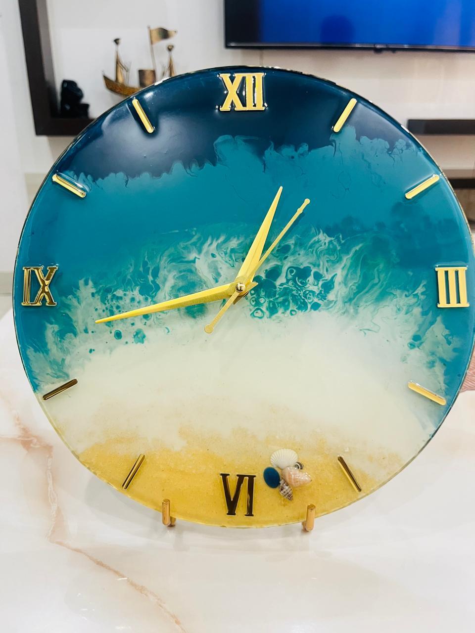 Geode Crystal Resin Clock