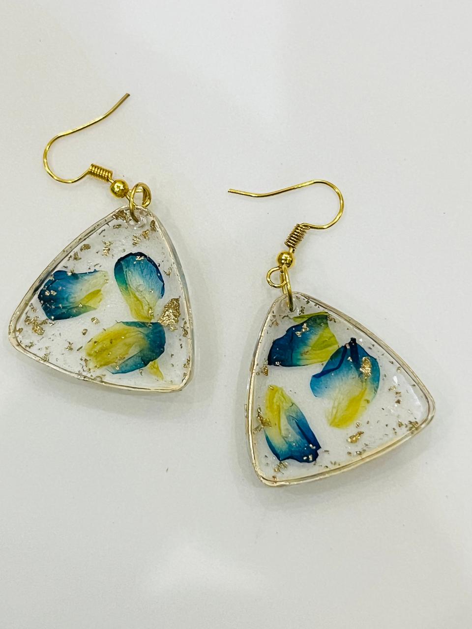 Resin jewellery